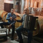 ANTONIO MATIĆ – Iz podruma obiteljske kuće umjesto buke iz diskoteke dolazi Beethoven na etiketama žilavke