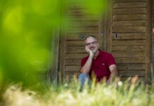 NENAD POSAVEC: Ne bumo više prodavali grožđe, ja ću proizvesti neko vino za lokalne pijance! Tako je počelo.